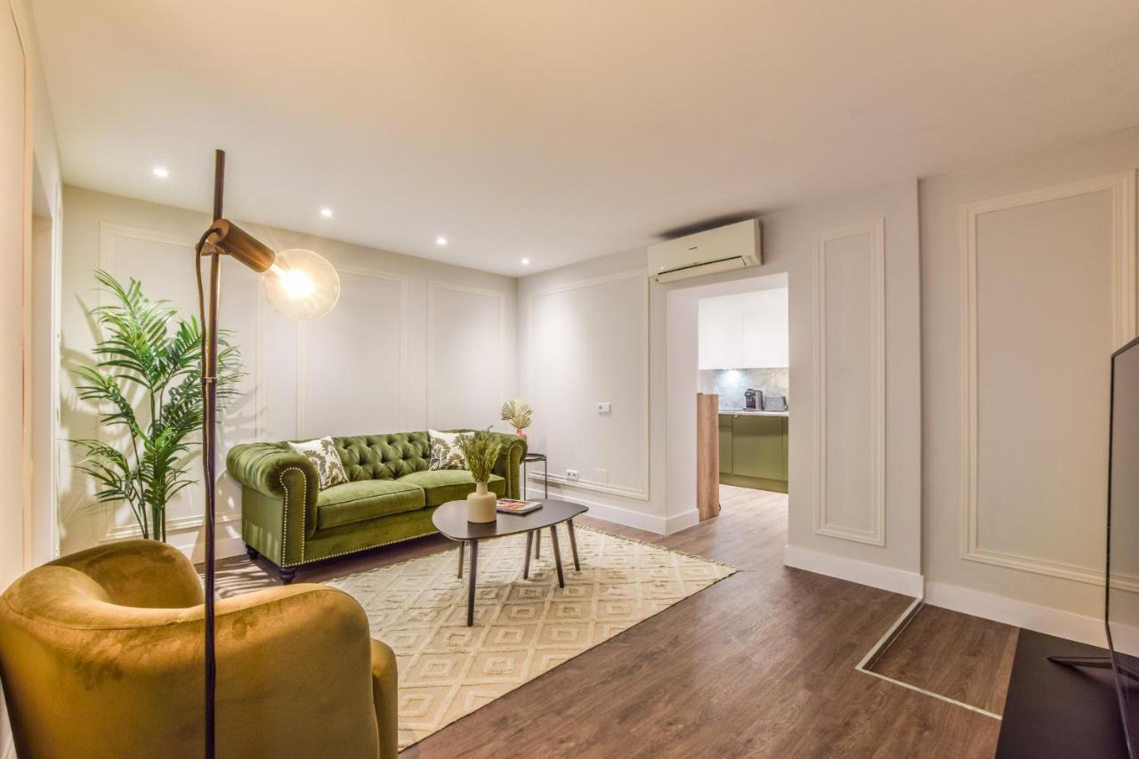 Acogedor Apartamento Gran Via -No Ascensor- Madrid Luaran gambar