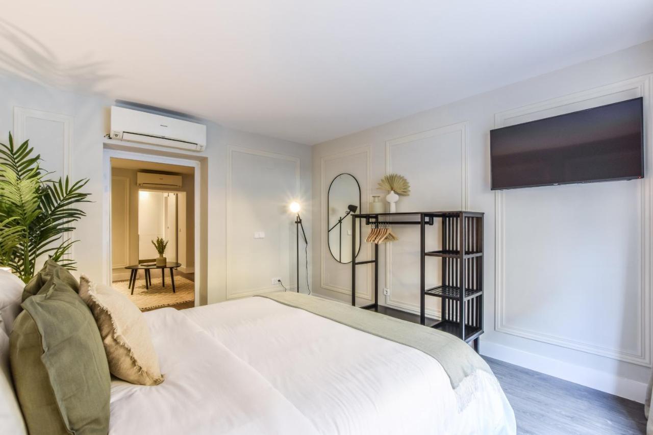 Acogedor Apartamento Gran Via -No Ascensor- Madrid Luaran gambar