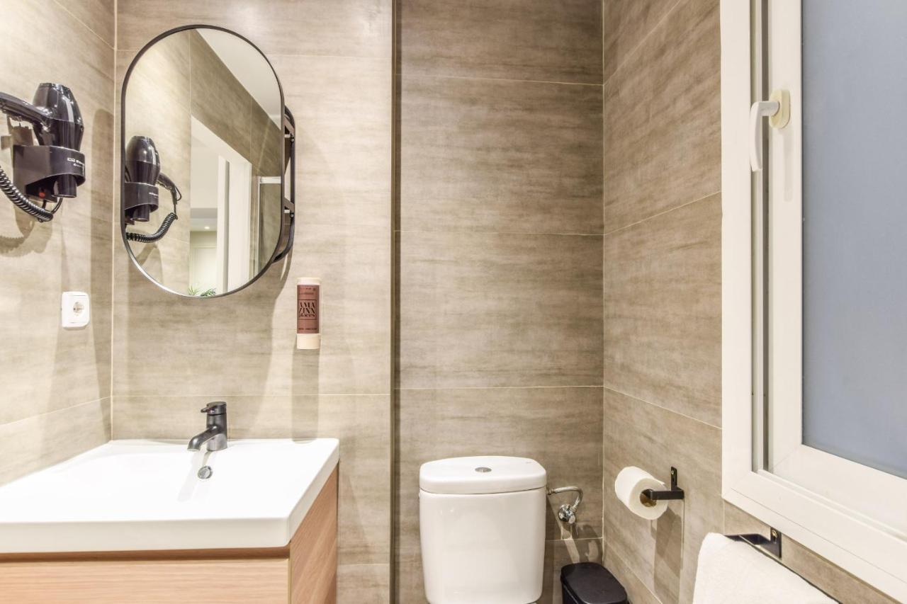Acogedor Apartamento Gran Via -No Ascensor- Madrid Luaran gambar